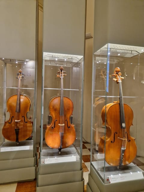 Explore Accademia Gallery on Free Museum Day - Price and value: is $35 for one hour a good deal?