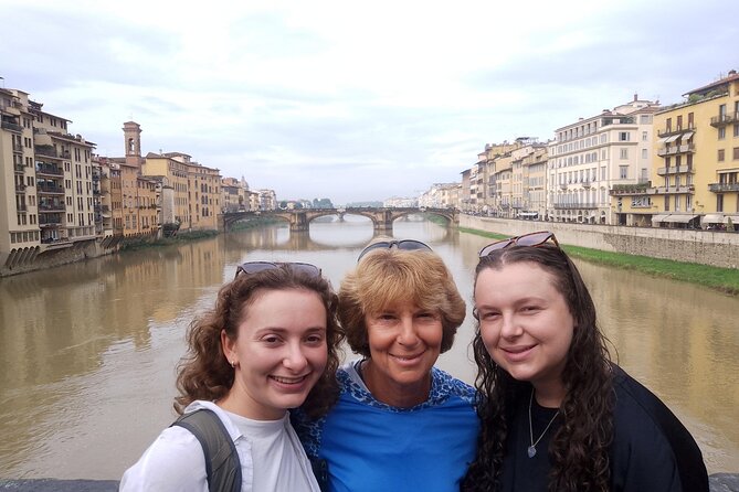 Express Florence - Medici Chapel & Highlights Walking Tour - Piazza della Repubblica: where Florence’s older layers still peek through