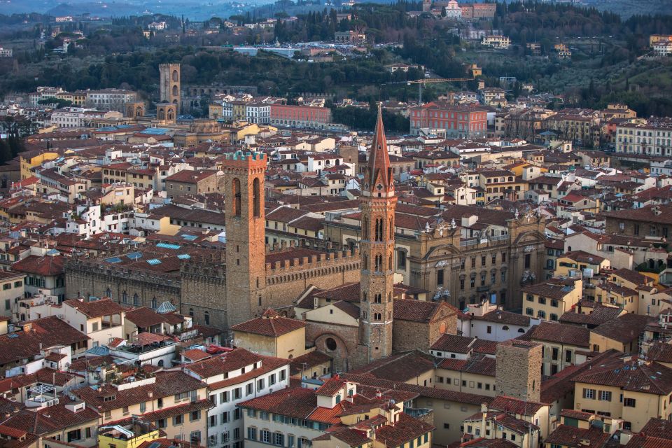 Florence: 1.5-Hour Bargello Museum Private Tour - Entering the Bargello: the palace courtyard and its clues