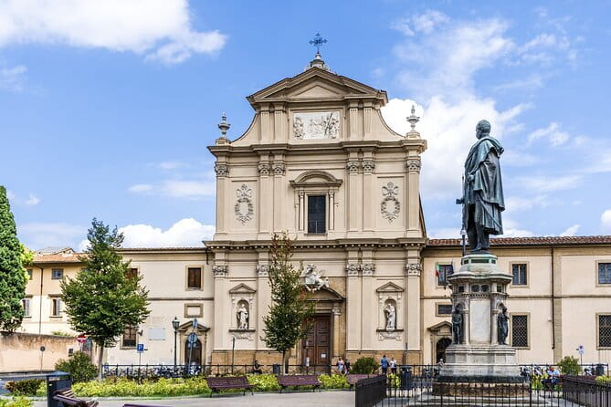Florence: 1.5 hour Medici Chapels monolingual small-group guided tour - New Sagresty: Michelangelo’s tomb sculpture and the payoff moment
