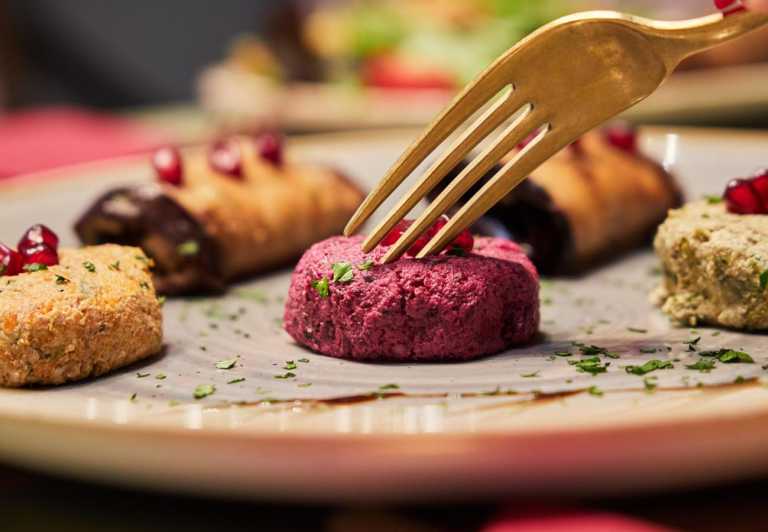 Florence: Armenian Food Experience in Ararat Restaurant - Ararat Restaurant in Florence: what the experience really feels like