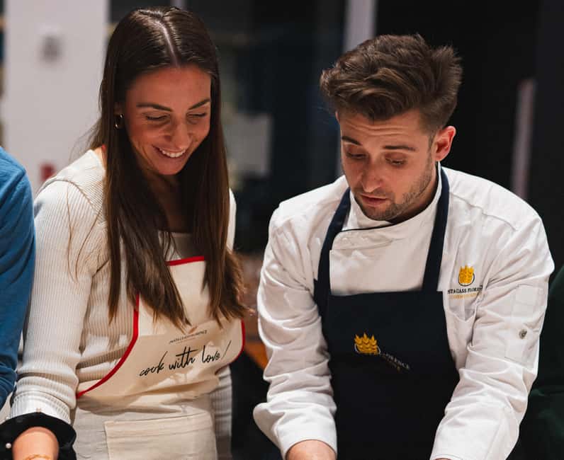 Florence: Art of Pasta Cooking Workshop with Food and Wine - Logistics that matter in real life: where to meet and how to plan your evening