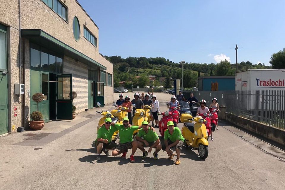 Florence/Badesse: Tuscany Group Vespa Tour with Wine Tasting - The winery stop: an exclusive tasting with a guided tour and photo time
