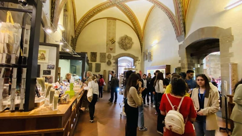 Florence: Bargello Museum Guided Tour with Entry Ticket - Bargello Palace: why the building is part of the artwork