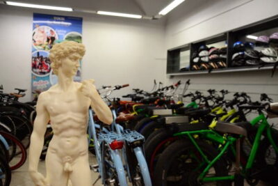 Florence Bike Rental - Via de Martelli 33R: Quick Start and a Simple Pickup Rhythm