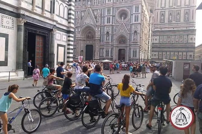 Florence bike tour with Piazzale Michelangelo. - Why this Florence bike tour works so well in only 2 hours