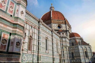 Florence: Brunelleschi's Dome climb Tour - Meeting at the Lindt shop and getting sorted fast near the cathedral