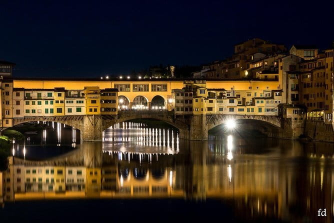 Florence By Night 2-hour Walking Experience - Piazza della Repubblica: Starting on the Risanamento Square
