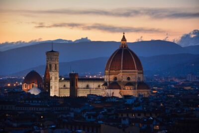 Florence by Night: 2-Hour Walking Tour - Starting at Piazza della Repubblica: get oriented fast