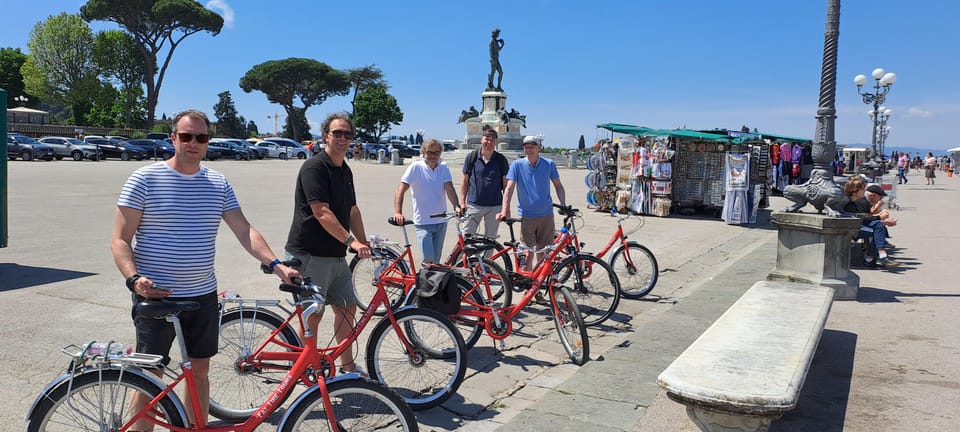 Florence: City Highlights Bike Tour - San Niccolò: riding through the character of the city