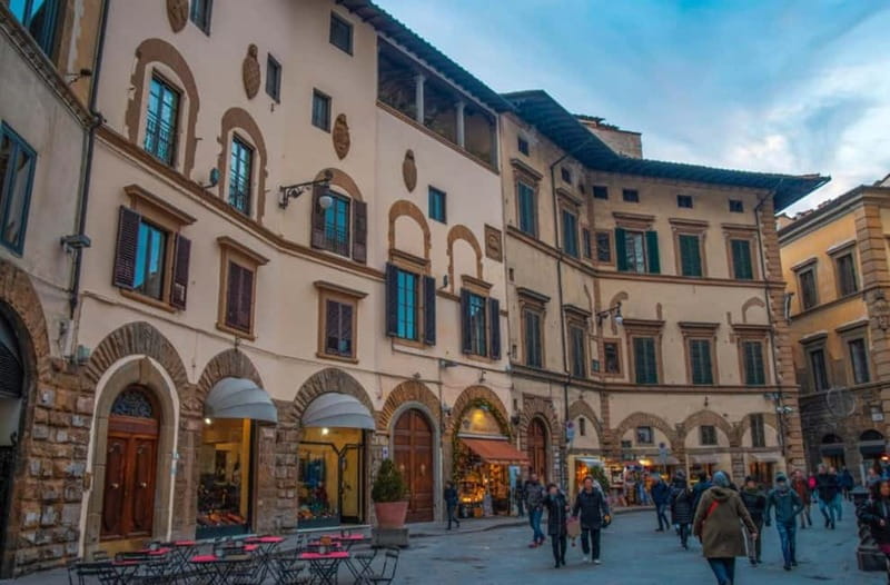 Florence: City Highlights & Historic District Guided Tour - Meet Café Firenze and Get Oriented Fast