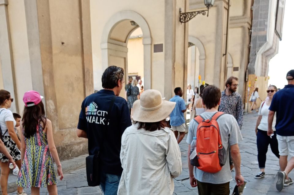Florence: City Highlights & Historic District Guided Tour - Mercato del Porcellino to Ponte Vecchio: Shops, People, and the Arno