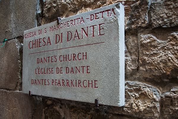 Florence: Dan Brown's Inferno 2-Hour Walking Tour - Piazza San Firenze: A Short Stop That Changes Your Focus