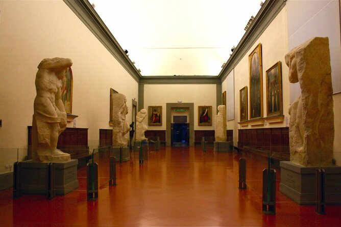 Florence David First Viewing & Duomo with Terrace VIP Access Tour - Duomo priority access: getting in without losing your morning