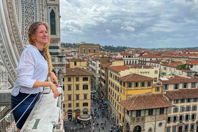 Florence David First Viewing & Duomo with Terrace VIP Access Tour - How the small-group setup changes the day