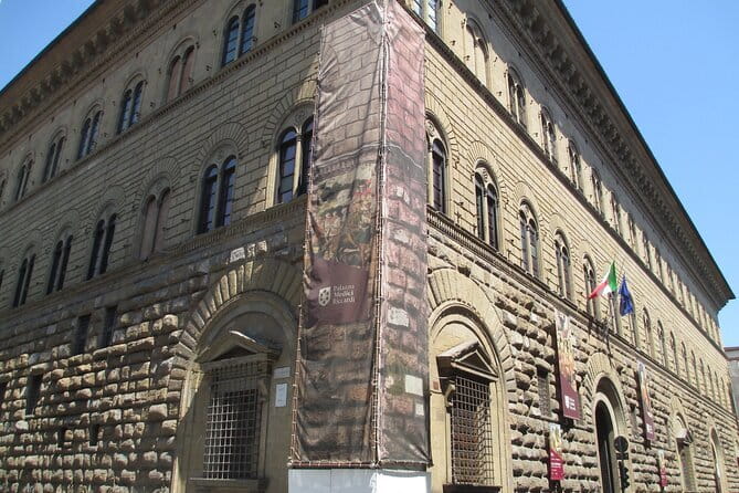 Florence: Duomo Complex Guided Tour - Opera del Duomo Museum: sculpture stars in one concentrated stop