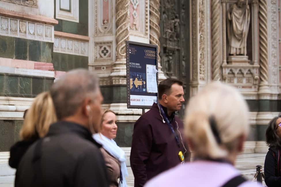 Florence: Duomo Dawn Entry with Key Holder & Dome Climb Tour - Key-Holder Access and the Small-Group Advantage