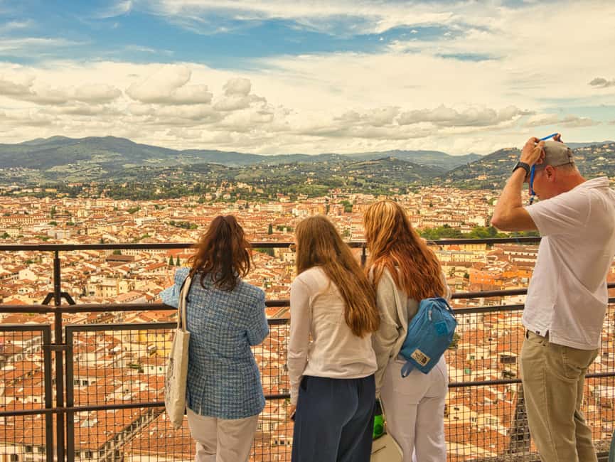 Florence: Duomo Tour with Brunelleschi’s Dome Climb & Access - Meeting at Lindt Firenze Duomo and getting into the flow fast