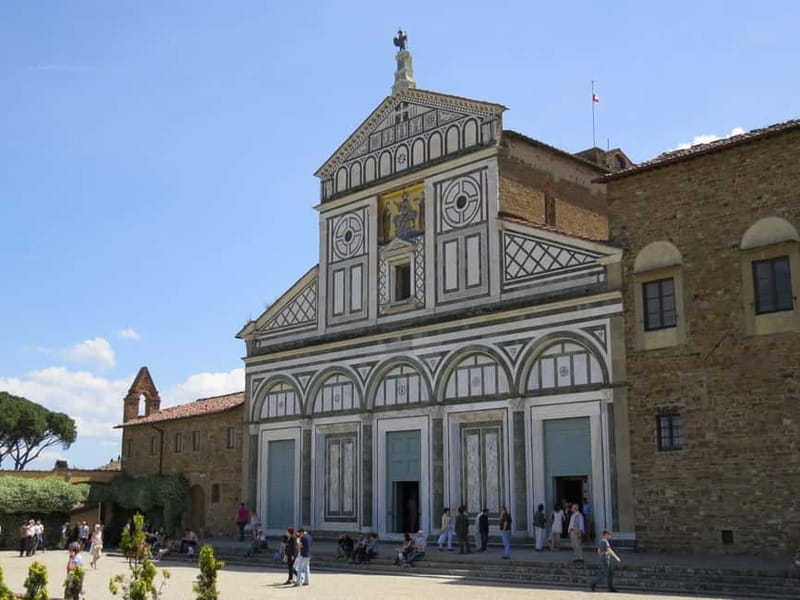 Florence: E-Vespa Rental with Smartphone Tour and Tasting - Where You Start Your E-Vespa Adventure in Borgo Ognissanti