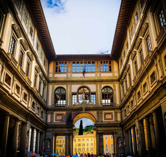 Florence: Early Morning Uffizi Gallery Guided Tour - Getting in smoothly: security, what not to bring, and where delays happen