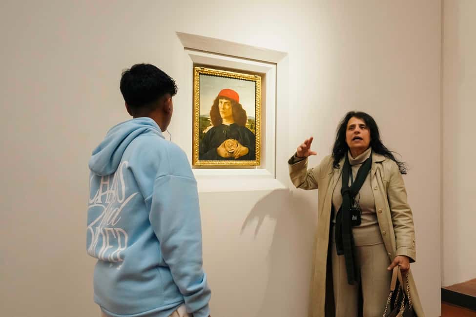 Florence: Fast Track Uffizi Gallery Guided Tour - Fast-track at the Uffizi: what you save and what you don’t