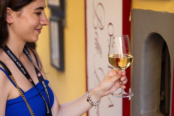 Florence Food, Wine and History Walking Tour - Ponte Vecchio view stop: the best kind of first photo