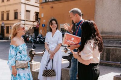 Florence: Food & Wine Tour in Oltrarno Neighborhood - Meeting point, walking pace, and what to plan for