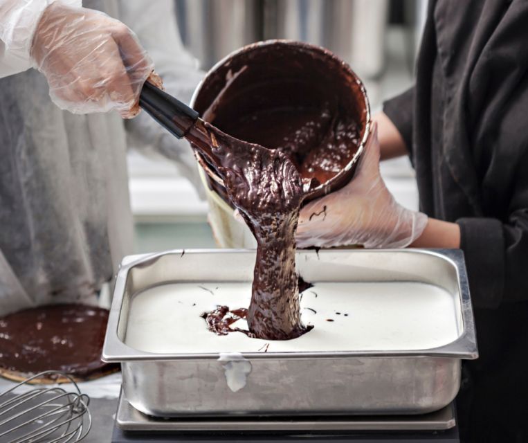 Florence: Gelato Making Class - Your 1-Hour Game Plan: Making Gelato, Then Serving the Scoop
