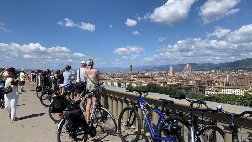 Florence: Guided Bike Tour with Piazzale Michelangelo - Weather: Rain or Shine Means You Should Dress Like You Mean It