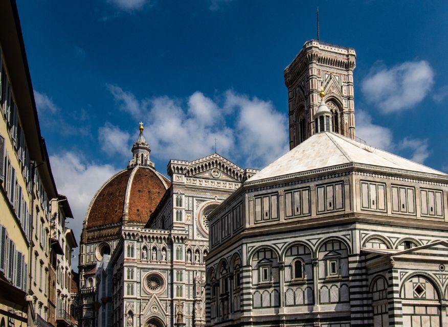Florence: Highlights and Small-Group Accademia Tour - Piazza della Repubblica: start where Rome meets Florence