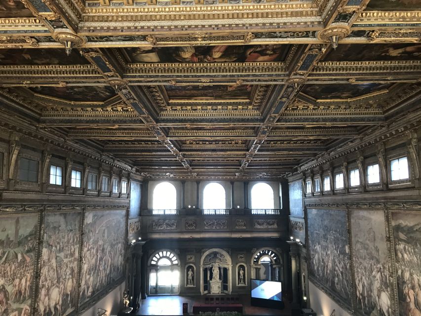Florence: Inferno Private Walking Tour - Palazzo Vecchio: when the thriller and the city’s symbols meet