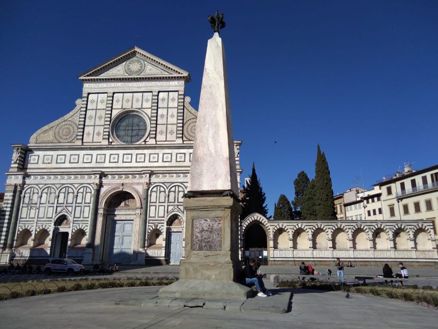 Florence: LGBTQ Renaissance Walking Tour with Mila - Piazza della Repubblica again: laws you can still feel