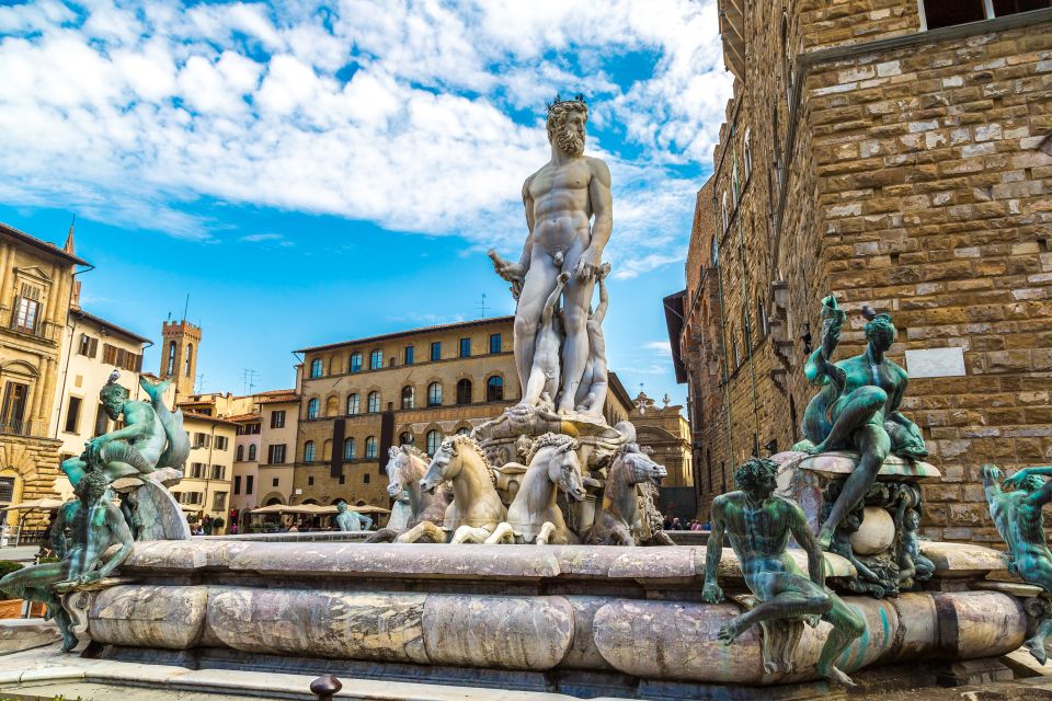 Florence: Medieval & Renaissance Private 3-Hour Walking Tour - Piazza del Duomo: the wow factor, with queue reality