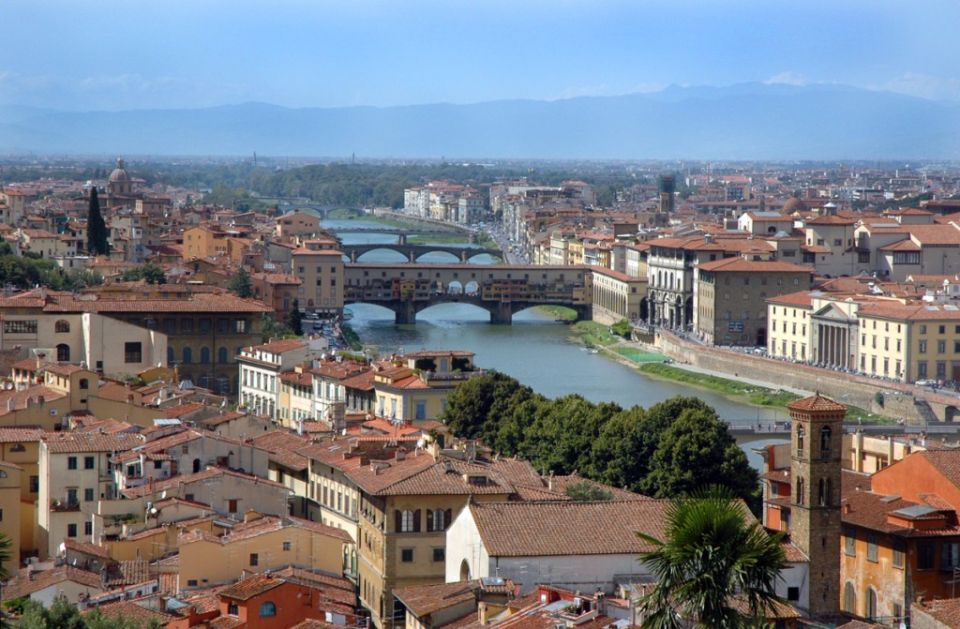 Florence: Medieval & Renaissance Private 3-Hour Walking Tour - Palazzo del Bargello: a palace stop that adds a different flavor