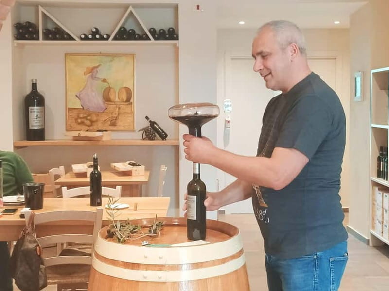 Florence: Montalcino, Montepulciano & Val d Orcia with lunch - A day that strings together three kinds of Tuscany