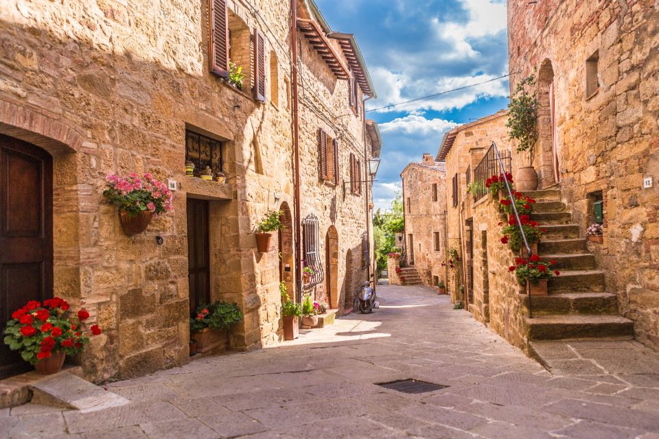 Florence: Monteriggioni & Val d'Orcia Optional Wine Tasting - Meeting at Santa Maria Novella: your day starts on rails