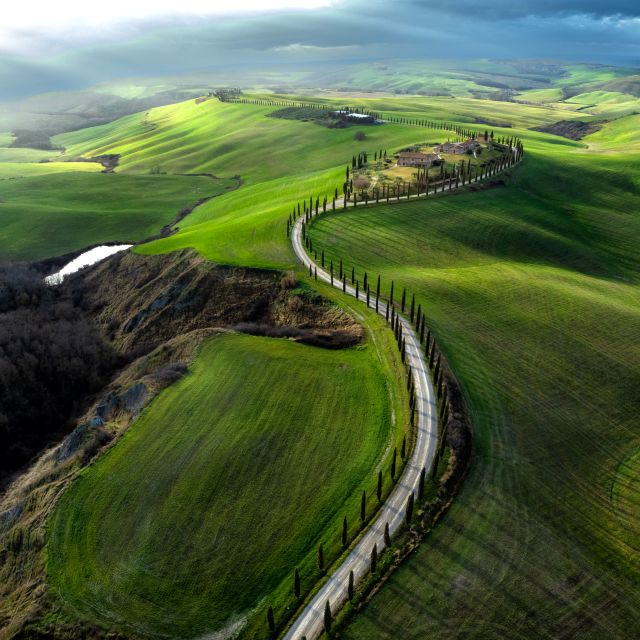 Florence: Monteriggioni & Val d'Orcia Optional Wine Tasting - Montalcino’s town time: charming streets, tight schedule