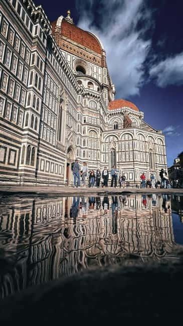 Florence Must-See Squares Walking Tour with Vincenzo - Florence Duomo complex: how Brunelleschi changed architecture with one dome