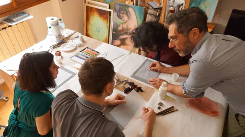 Florence: Painting experience, create your Florentine Lily! - Meet Andrea in His 3rd-Floor Studio (22 Via Enrico Petrella)