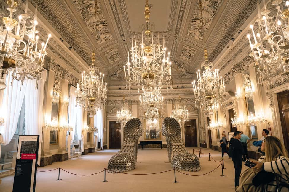 Florence: Palatina Gallery and Pitti Palace Guided Tour - Skip-the-Line Access and the Radio System: Small Comfort, Big Impact