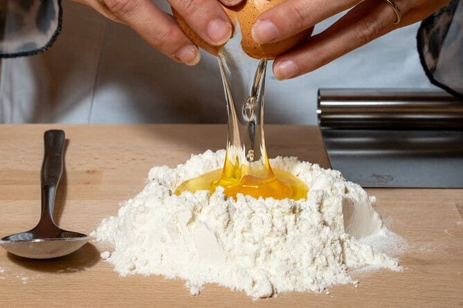 Florence Pasta & Tiramisu Cooking Class with Unlimited Wine - Florence Pasta & Tiramisu at Rosso Crudo: Why This Class Works