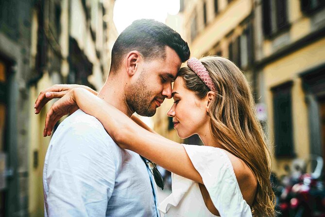 Florence Photoshoot - The Photographer Factor: Posing, Comfort, and Natural Moments