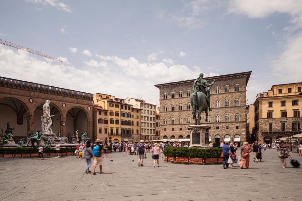 Florence: Piazza della Signoria & David - Anti Walking Tour - How the Medici and the Statues Tell One Connected Story