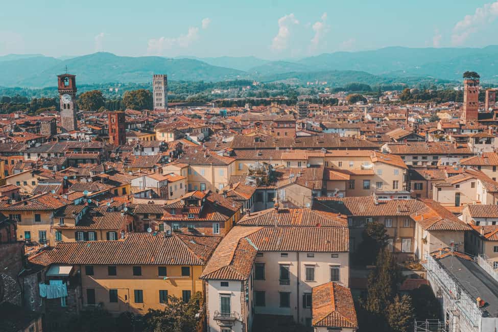 Florence: Pisa - Lucca Private Full Day Tour - Shopping in Lucca: Small Streets, Practical Souvenirs
