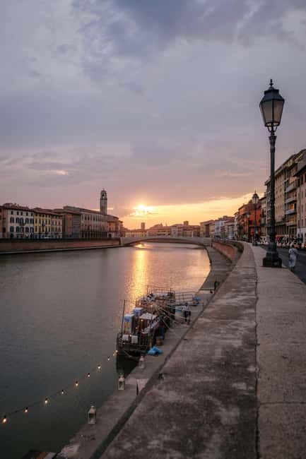 Florence: Pisa - Lucca Private Full Day Tour - Pisa’s Piazza dei Miracoli: Leaning Tower Plus the Big UNESCO Setting