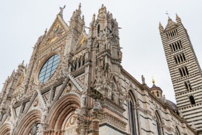 Florence: Pisa, Siena, San Gimignano, and Chianti Experience - Starting at Santa Maria Novella: The Meeting Point That Matters