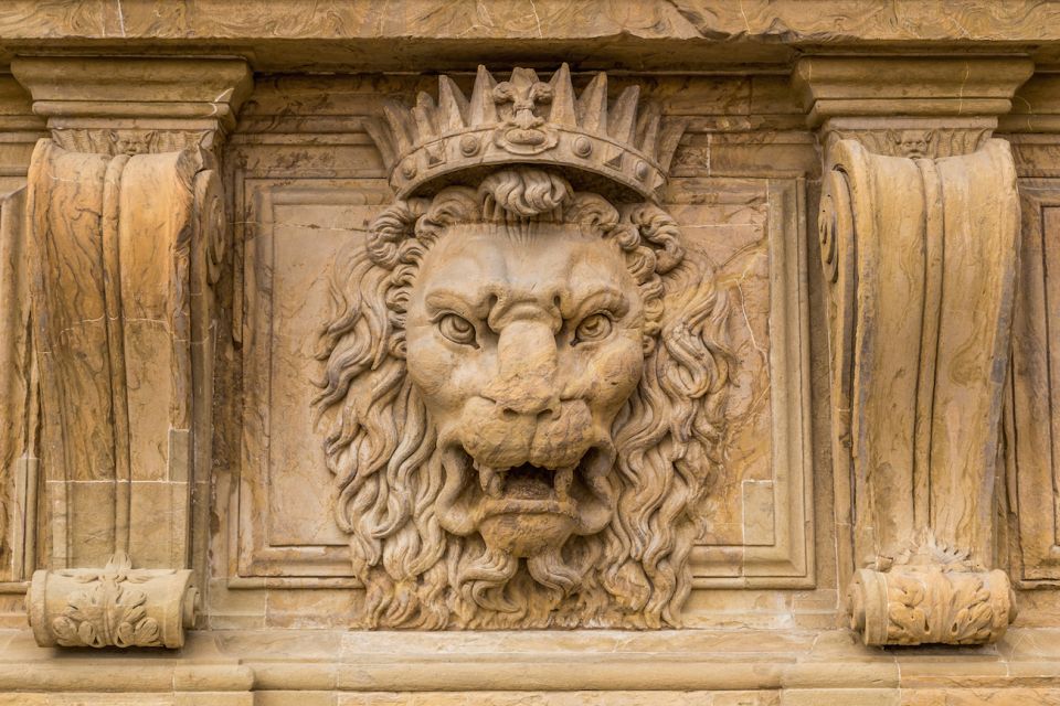 Florence: Pitti Palace Small Group Tour - Royal Apartments: the Medici lifestyle in décor form