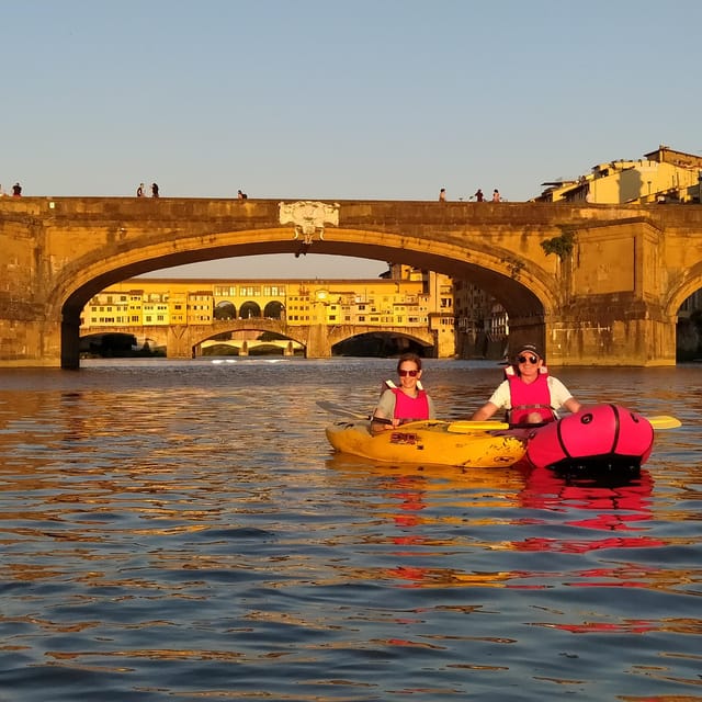 Florence: Ponte Vecchio and City Sights Guided Kayak Cruise - Effort, Safety, and Pacing on an Inflatable Kayak