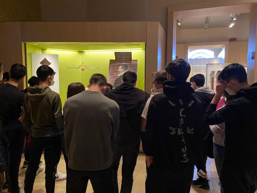 Florence: Private Astronomical Tour of the Museo Galileo - Optics and electrostatics: when science becomes a story you can follow