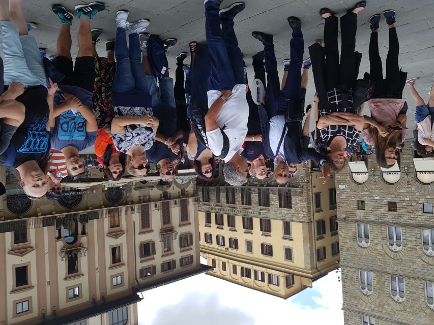 Florence: Private City Walking Tour - Piazza Santa Trinita, Palazzo Pitti, and Santo Spirito Stops